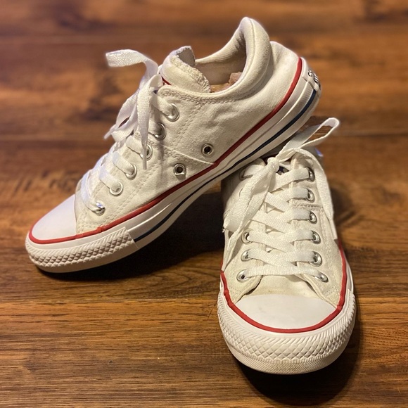 Chuck Taylor Low Top All Star Sneakers - Picture 4 of 7